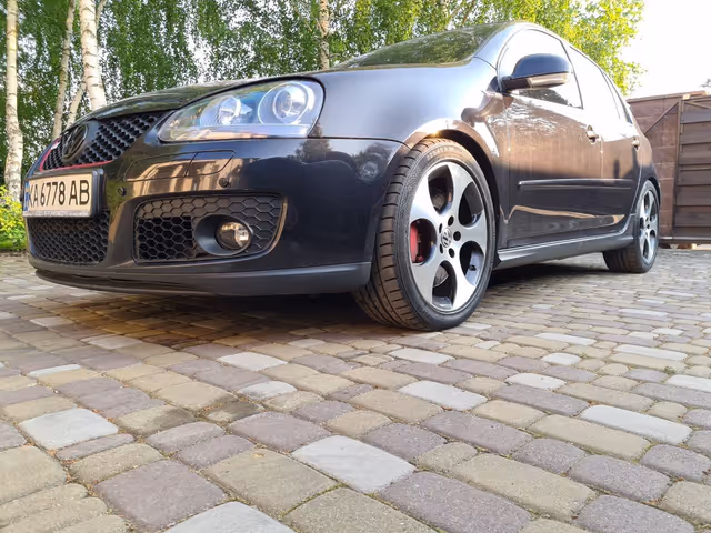 Volkswagen Golf GTI - зображення 3
