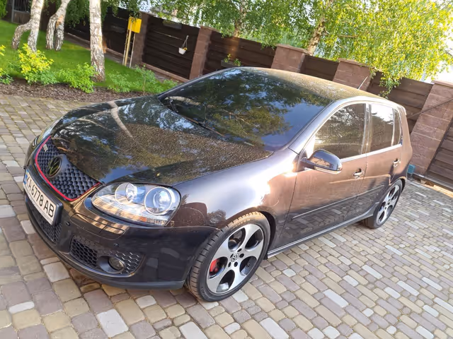 Volkswagen Golf GTI - зображення 2