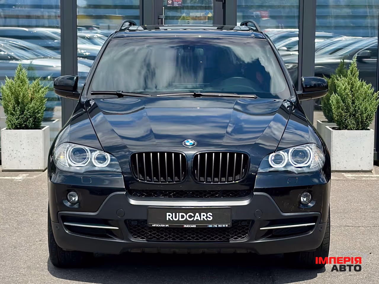 BMW X5 - фото 2