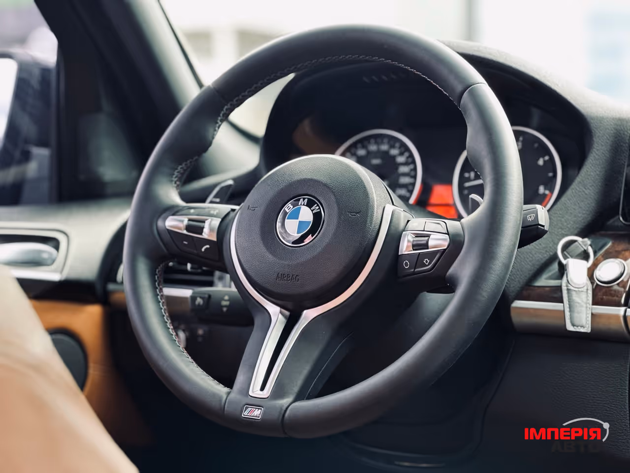 BMW X5 - фото 32