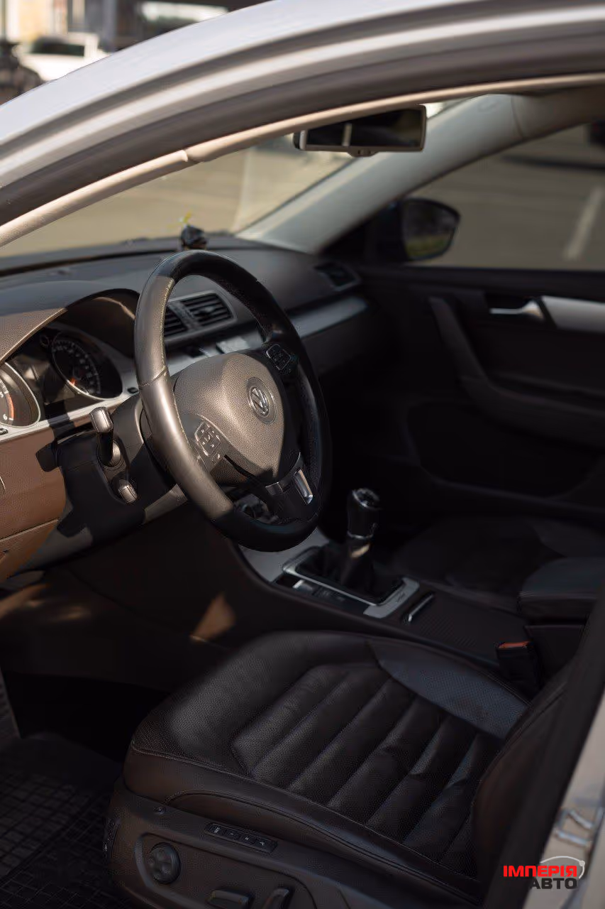 Volkswagen Passat - фото 21