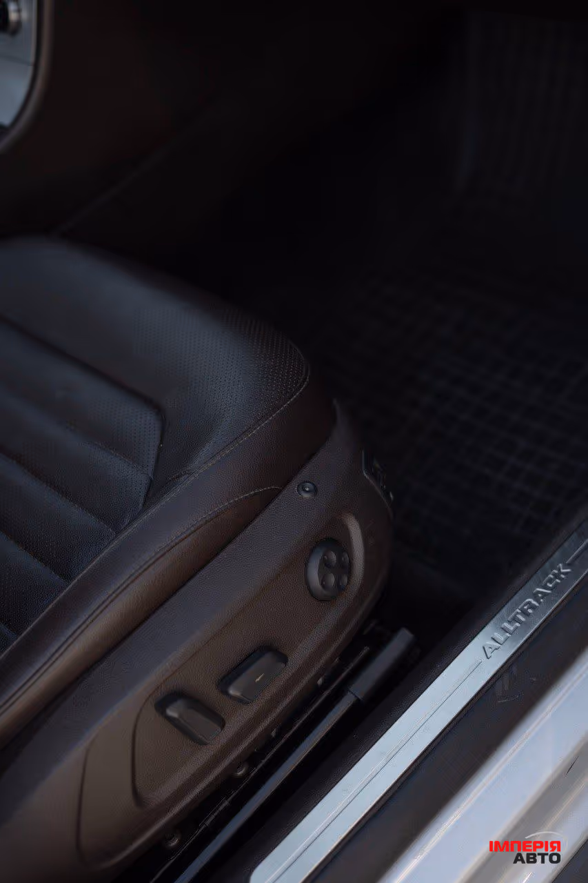 Volkswagen Passat - фото 11