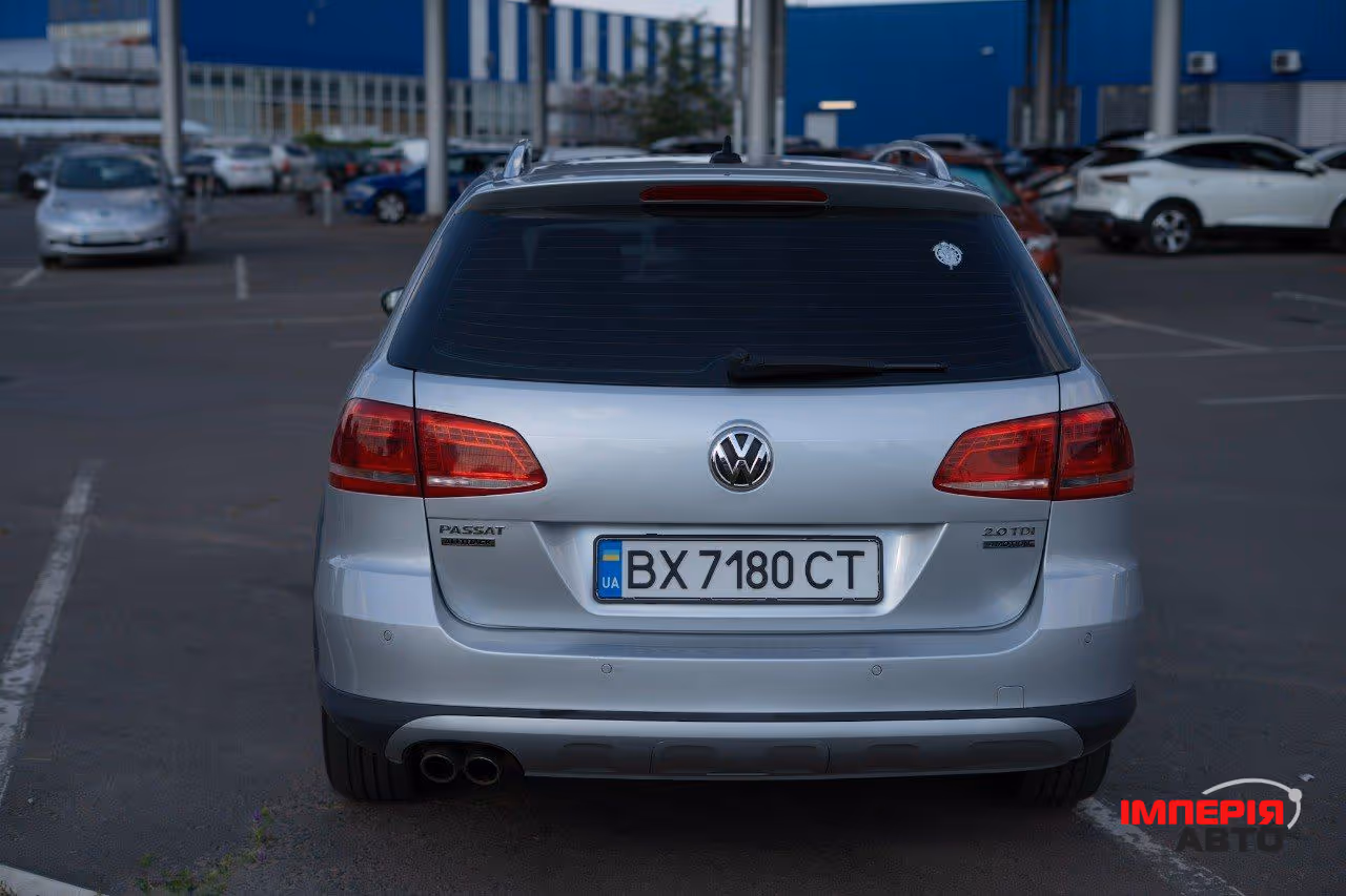 Volkswagen Passat - фото 15