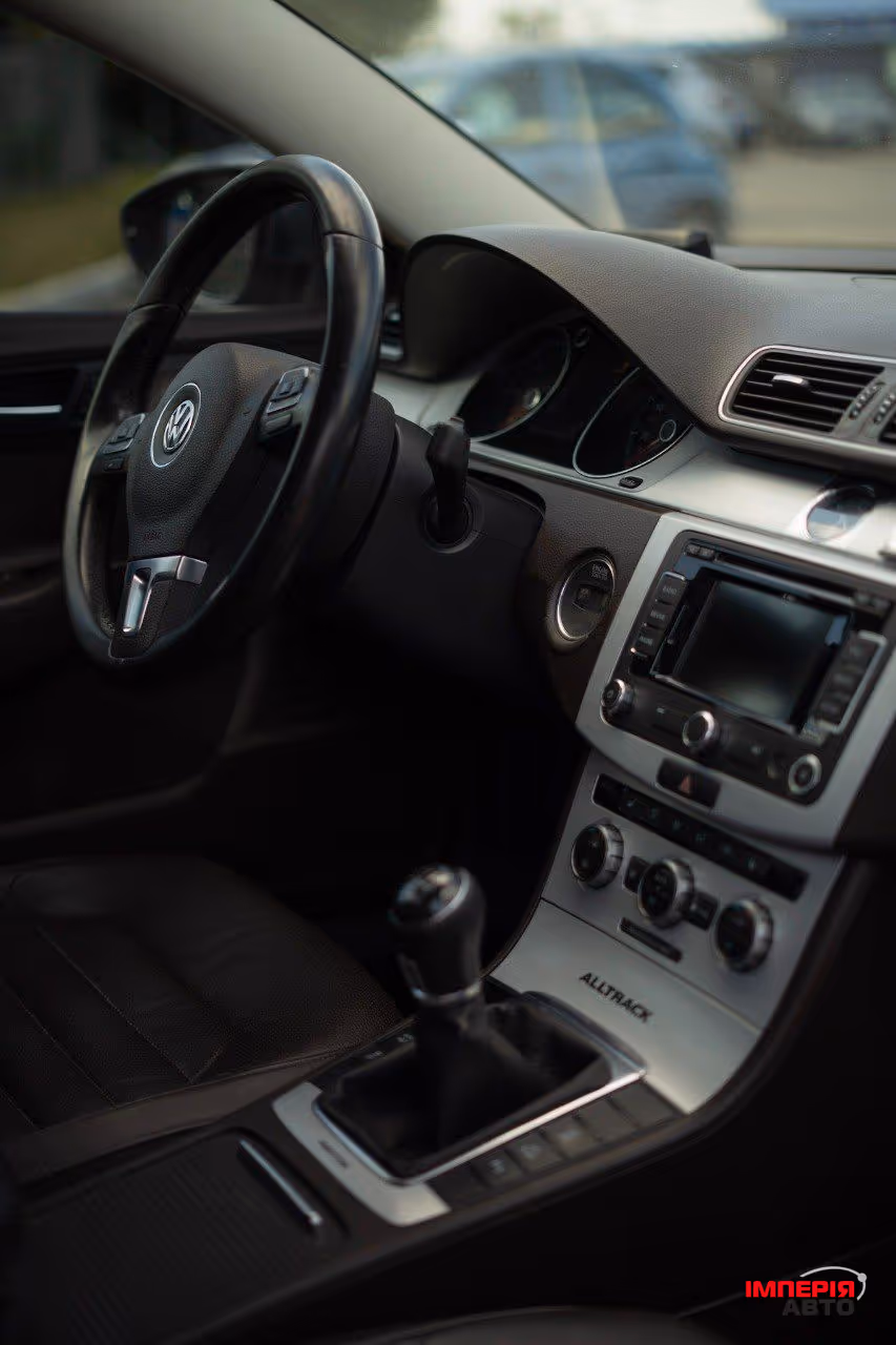 Volkswagen Passat - фото 43