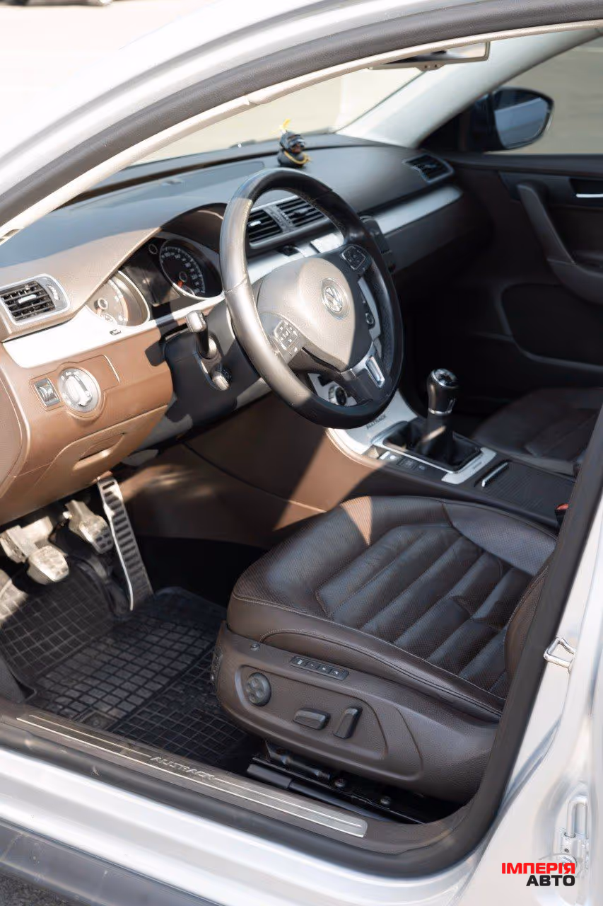 Volkswagen Passat - фото 27