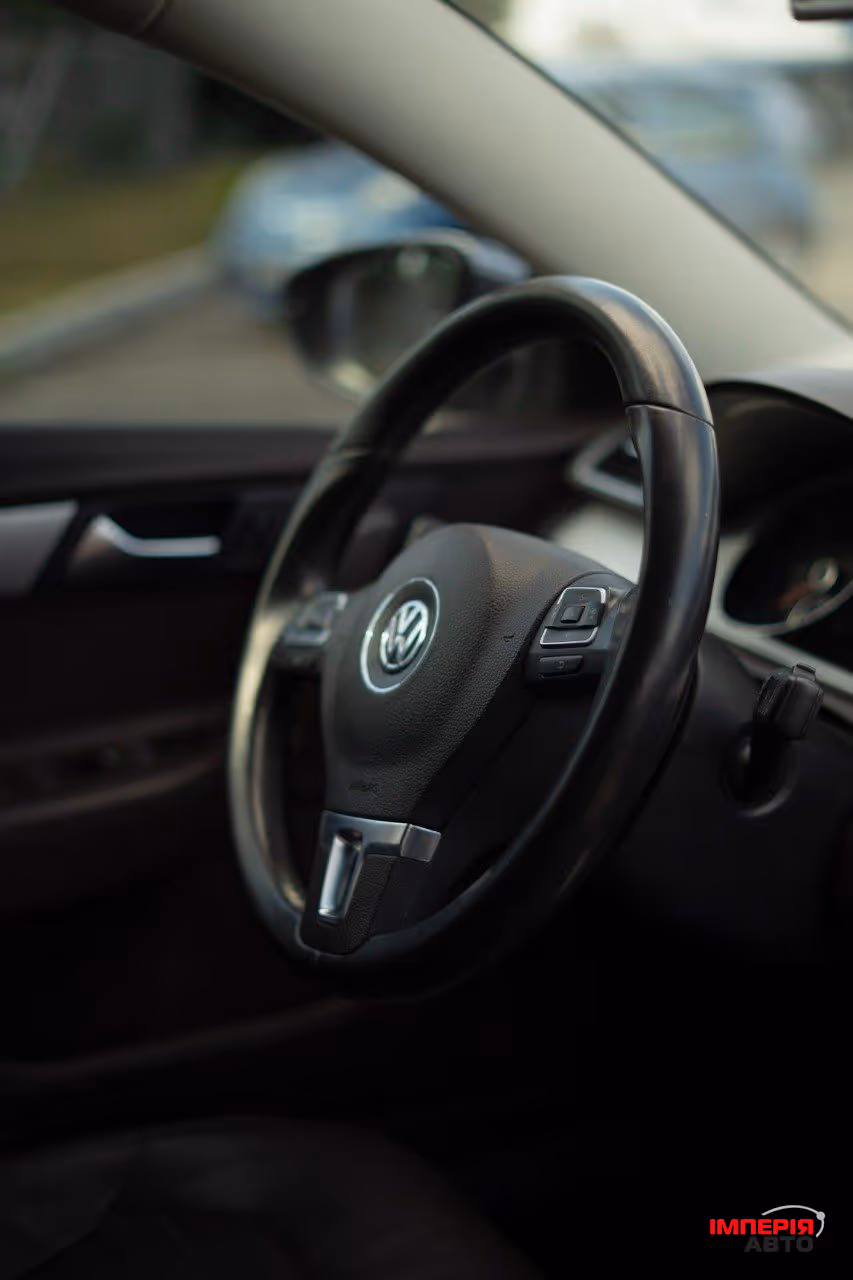 Volkswagen Passat - фото 44