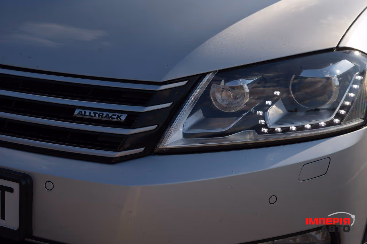 Volkswagen Passat - фото 6