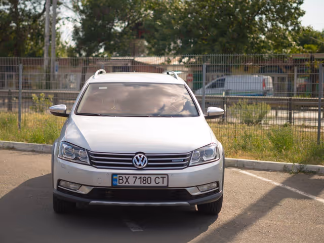 Volkswagen Passat - зображення 2