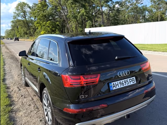 Audi Q7 - зображення 4