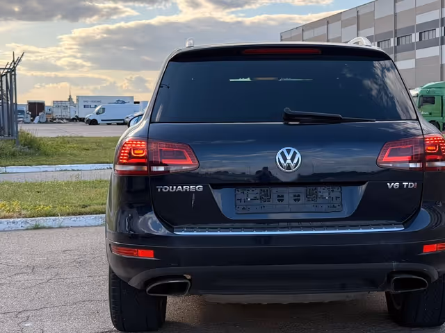 Volkswagen Touareg - зображення 5