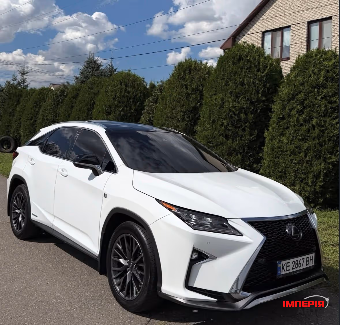 Lexus RX - фото 1