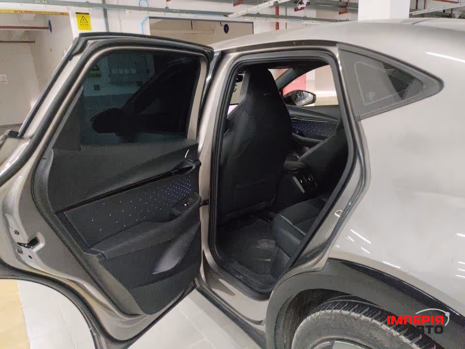 Volkswagen ID.UNYX - фото 6