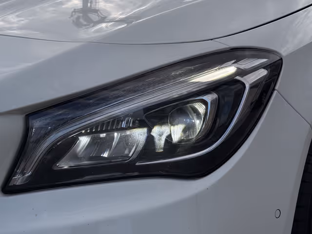 Mercedes-Benz CLA - зображення 4
