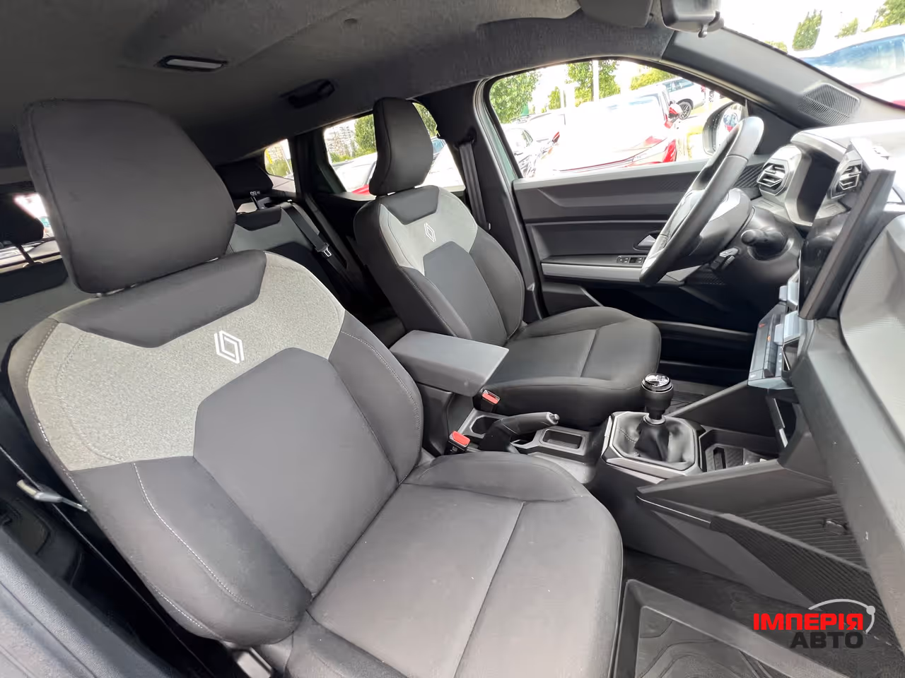 Renault Duster - фото 24