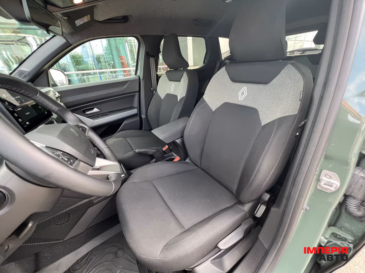 Renault Duster - фото 12