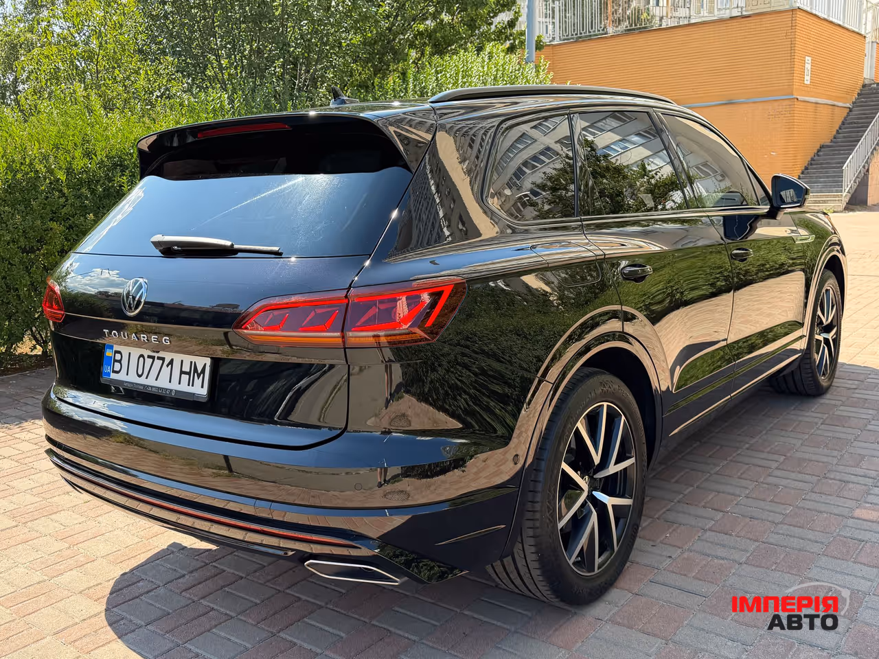Volkswagen Touareg - фото 8