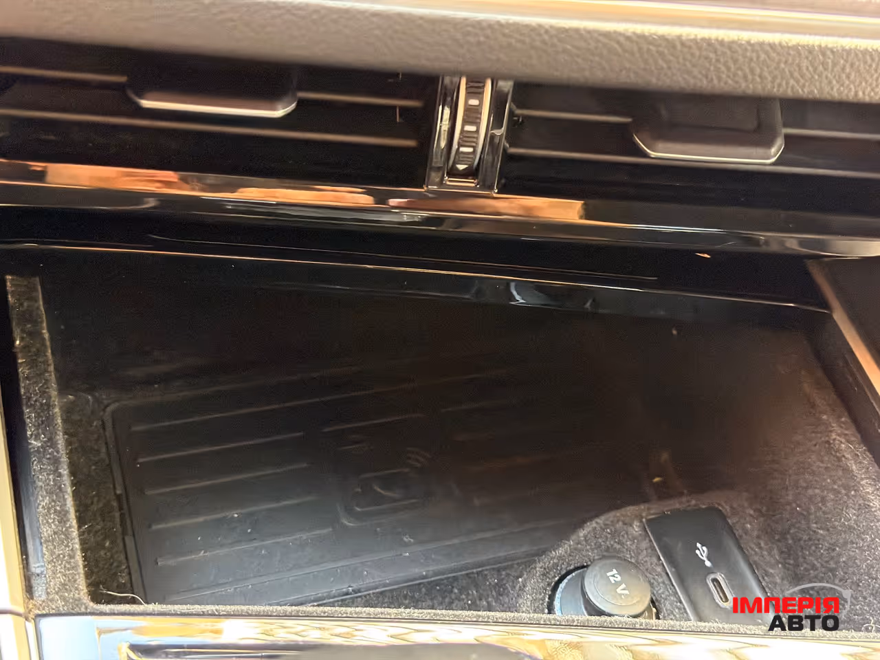 Volkswagen Touareg - фото 39