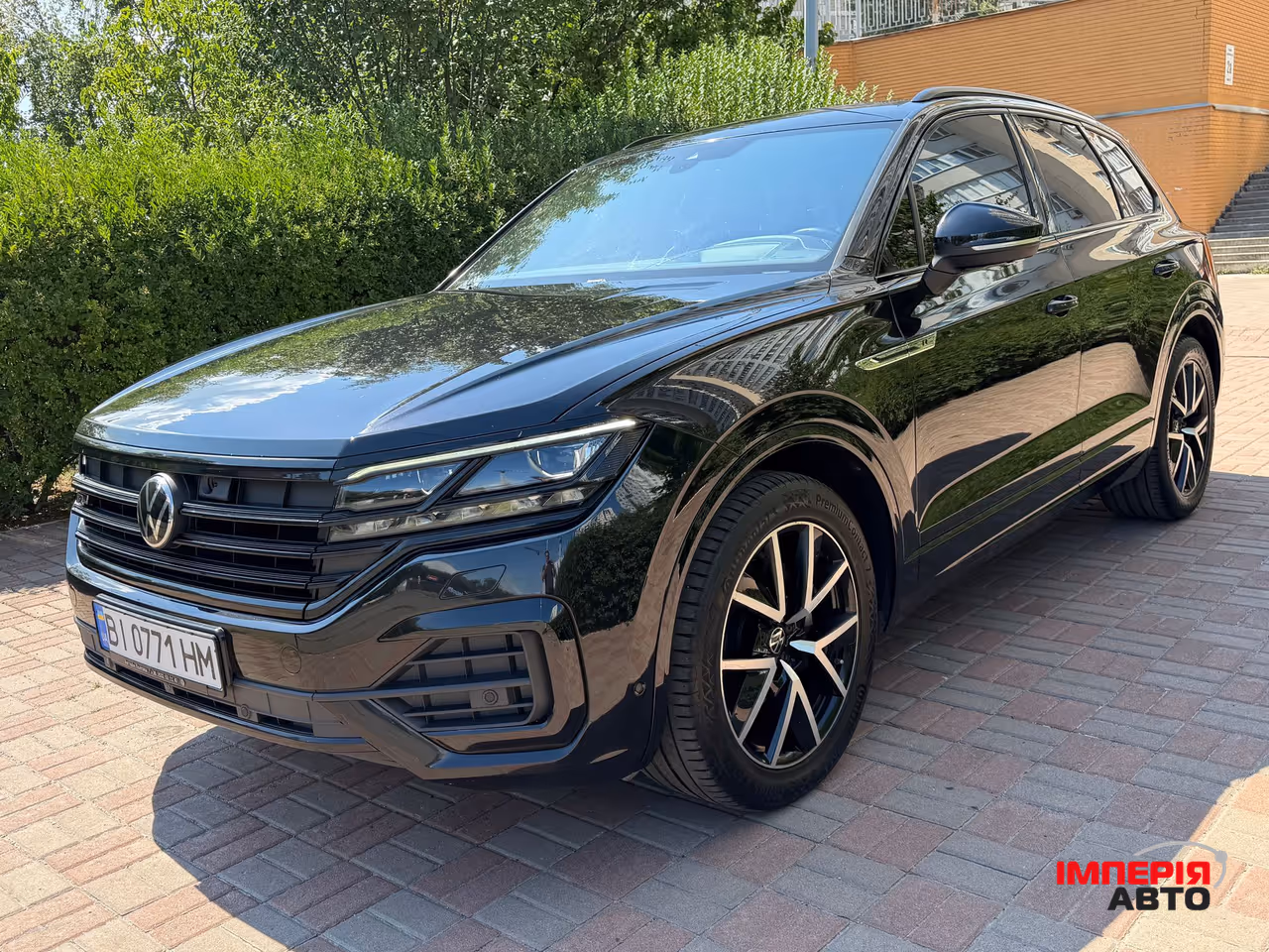 Volkswagen Touareg - фото 12