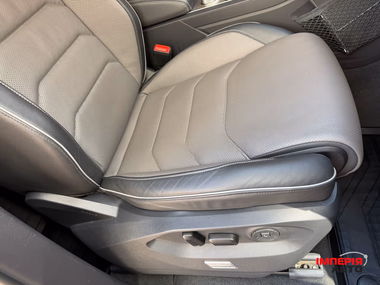 Volkswagen Touareg - фото 22