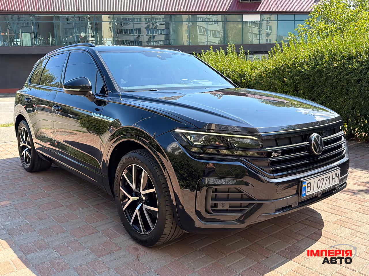 Volkswagen Touareg - фото 6
