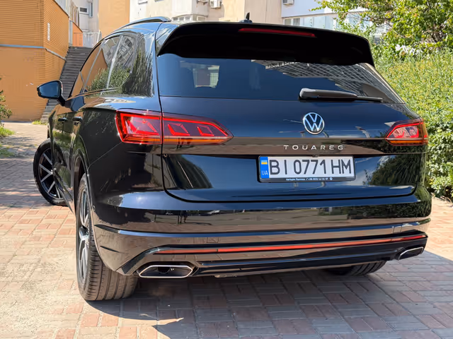 Volkswagen Touareg - зображення 2