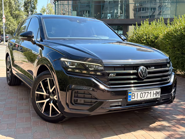 Volkswagen Touareg - зображення 1
