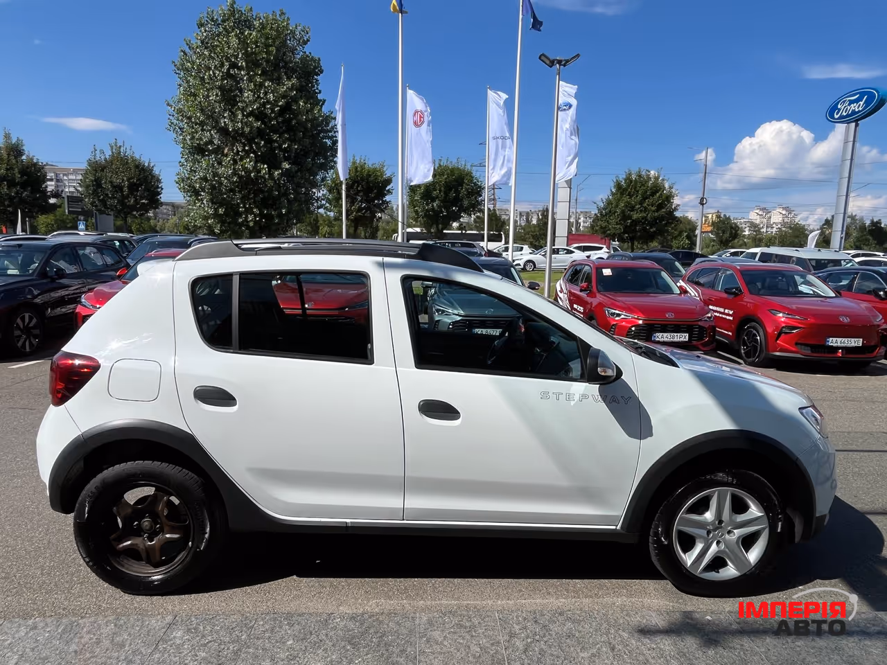 Renault Sandero - фото 5