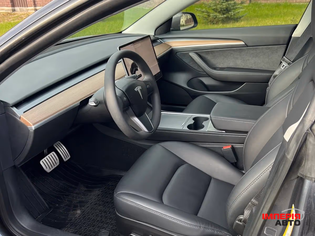 Tesla Model 3 - фото 15