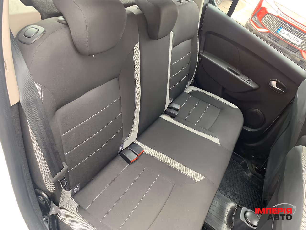 Renault Sandero - фото 16