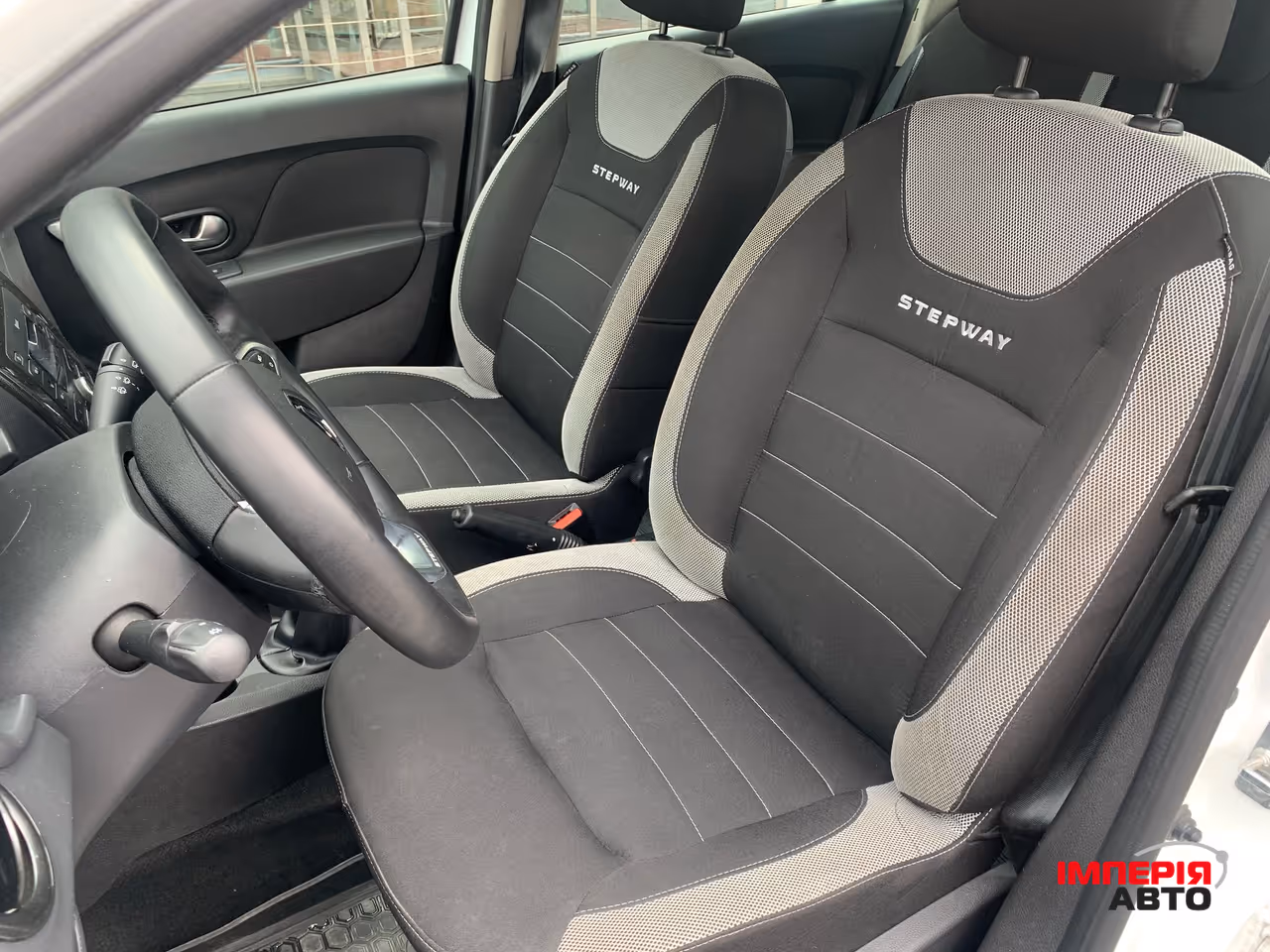 Renault Sandero - фото 25
