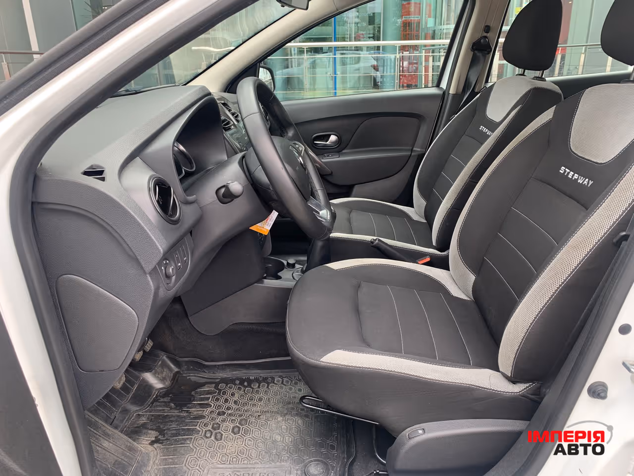 Renault Sandero - фото 22