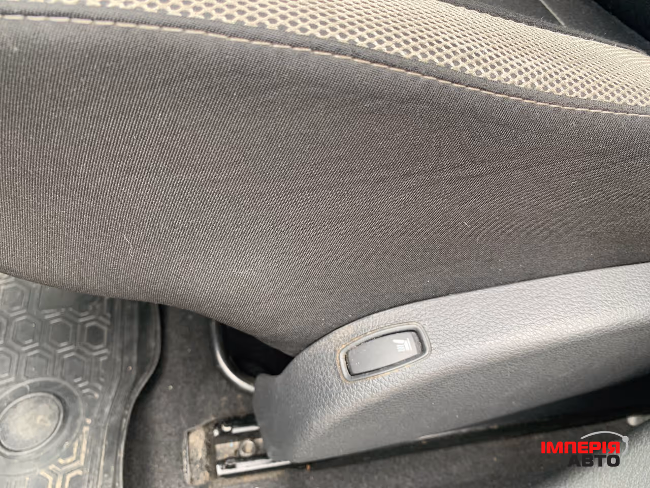 Renault Sandero - фото 23