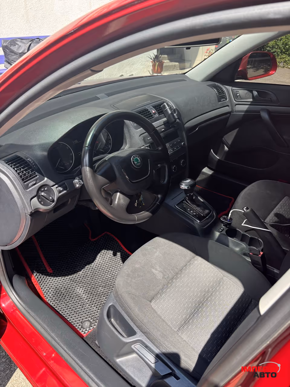 Skoda Octavia - фото 8