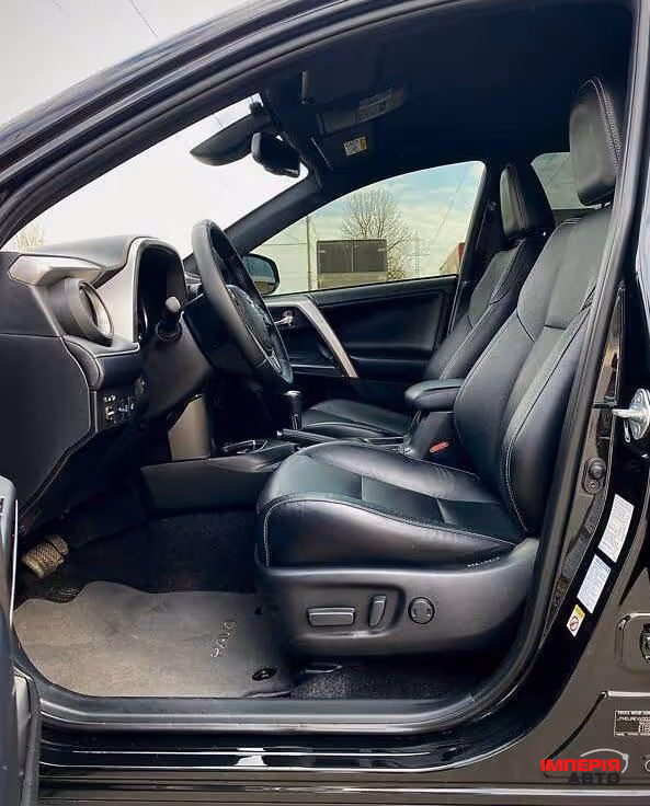 Toyota RAV4 - фото 17