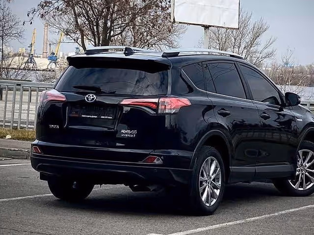 Toyota RAV4 - зображення 5