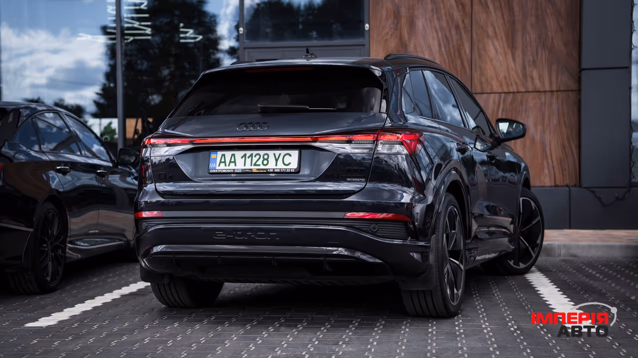 Audi Q4 e-tron - фото 10