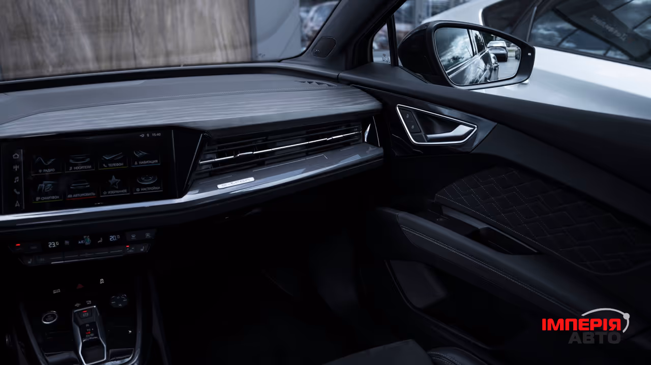 Audi Q4 e-tron - фото 16