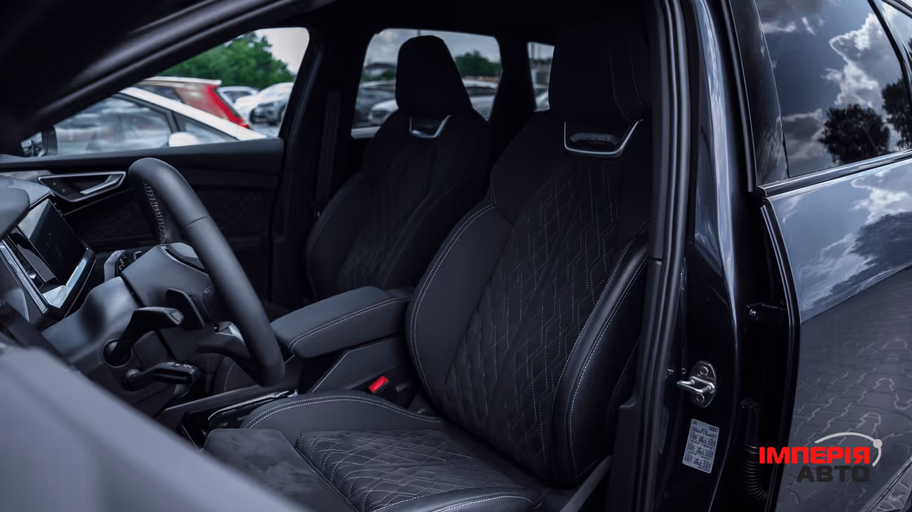 Audi Q4 e-tron - фото 13
