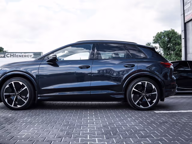 Audi Q4 e-tron - зображення 4