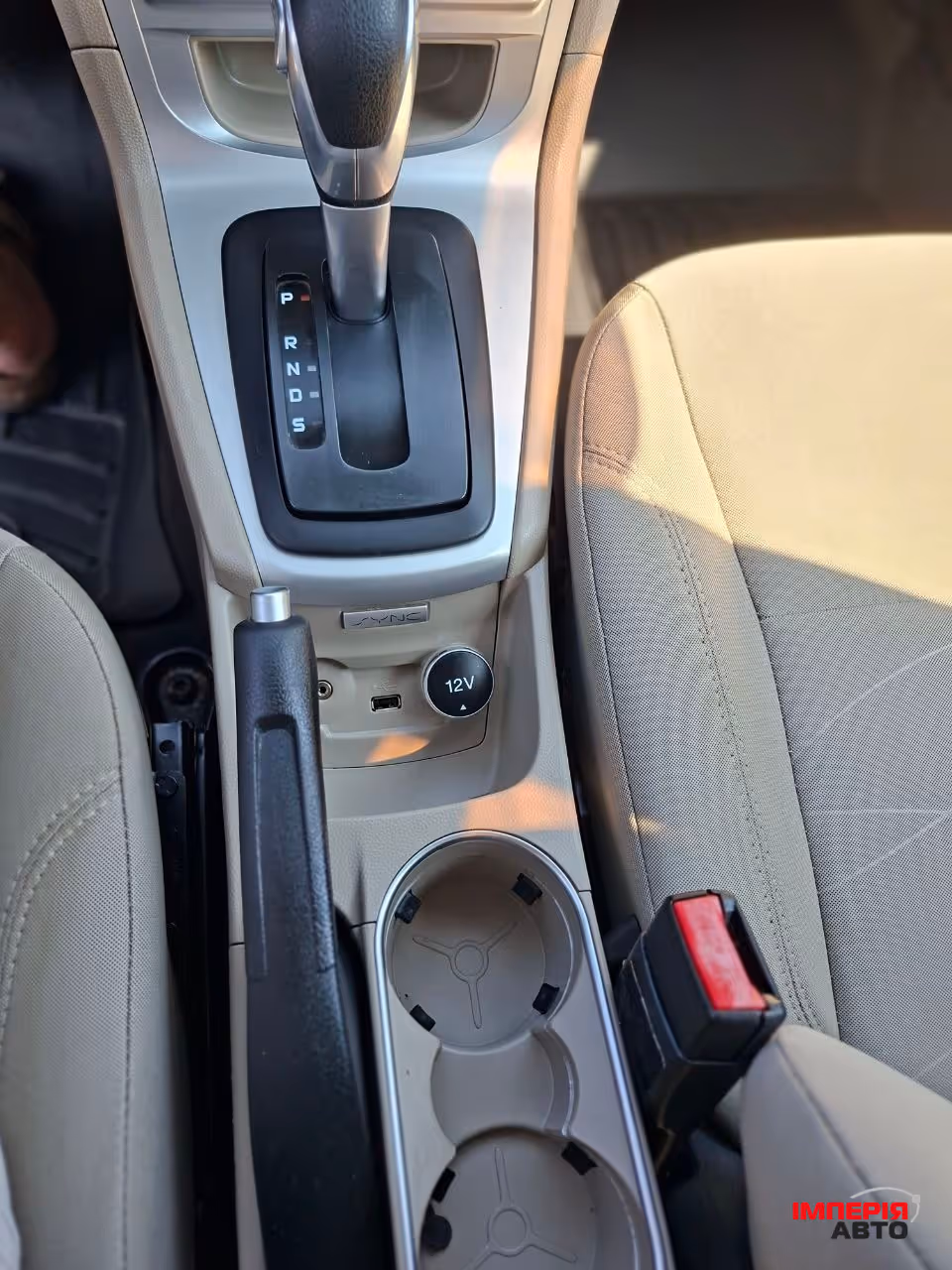 Ford Fiesta - фото 28