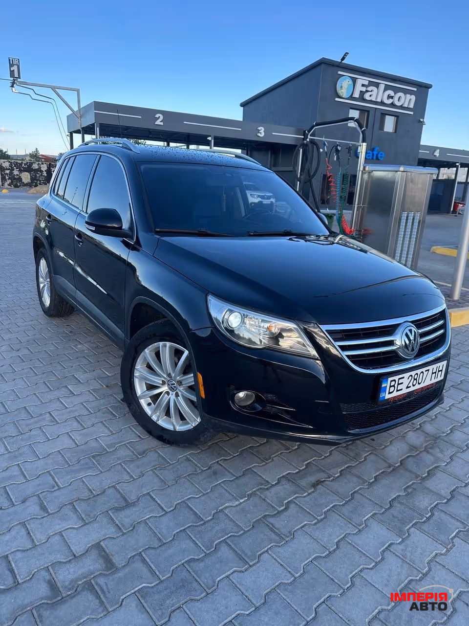 Volkswagen Tiguan - фото 6