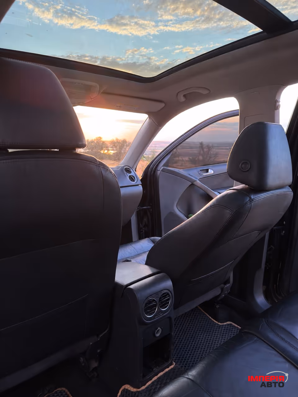 Volkswagen Tiguan - фото 10