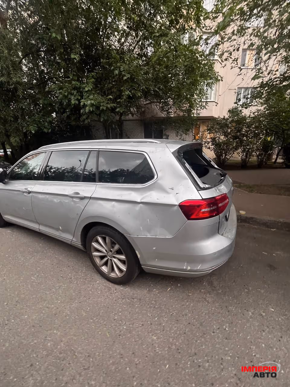 Volkswagen Passat - фото 4