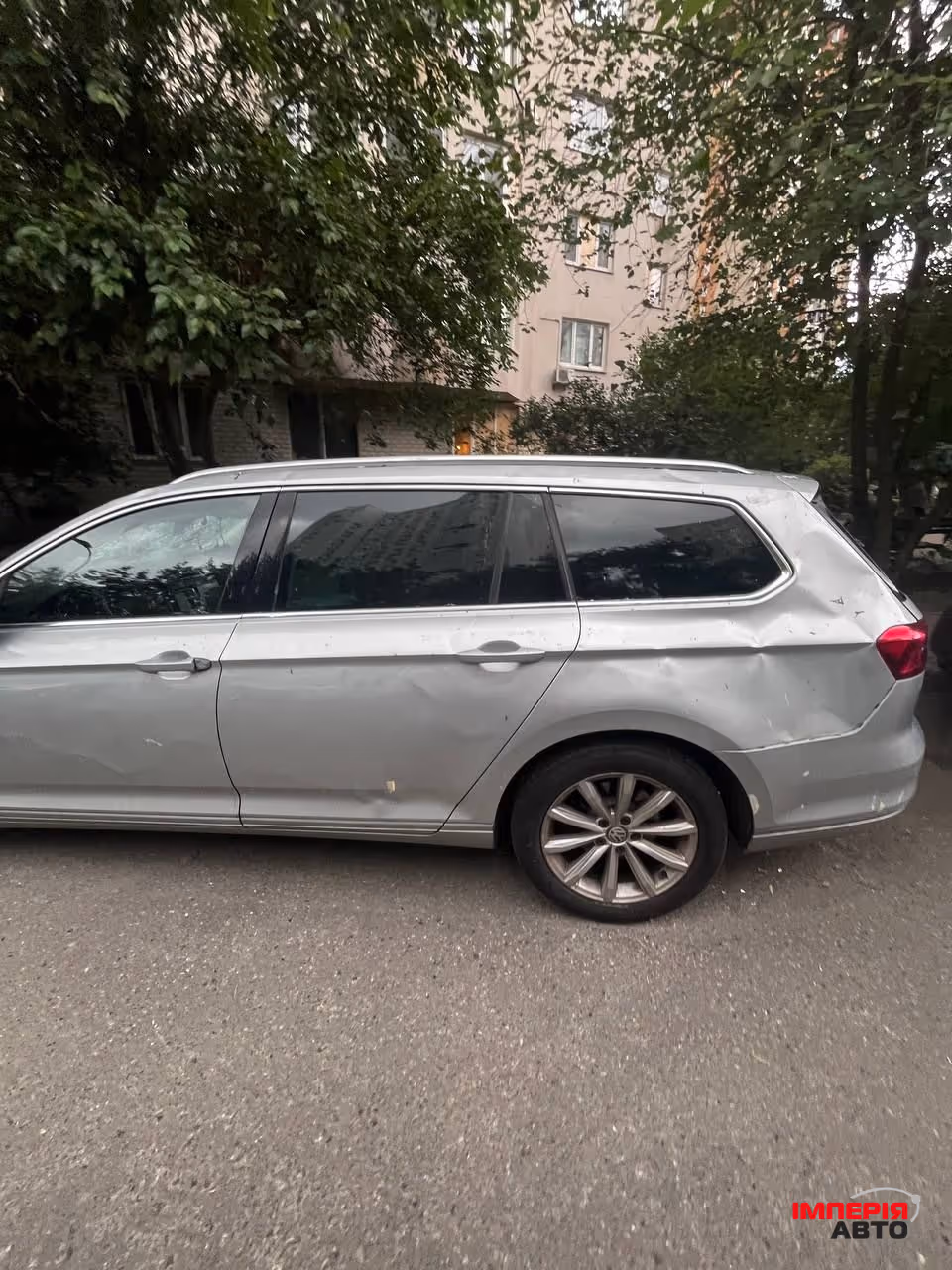 Volkswagen Passat - фото 3