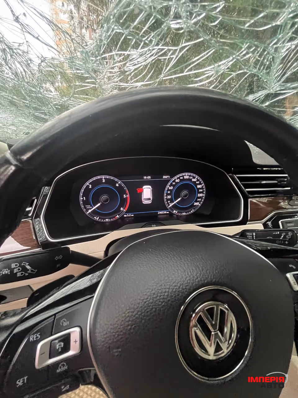 Volkswagen Passat - фото 14