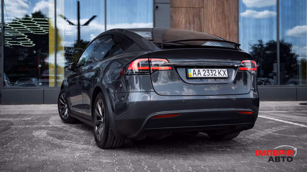 Tesla Model X - фото 4