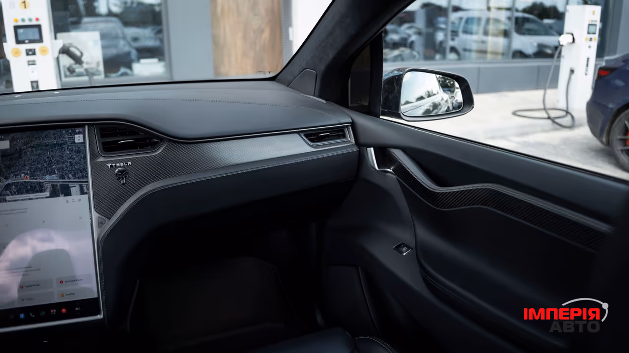 Tesla Model X - фото 11