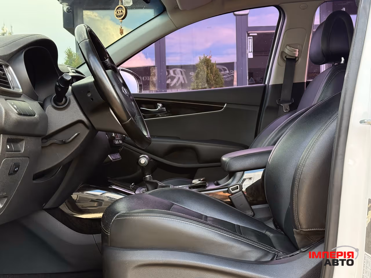 Kia Sorento - фото 13