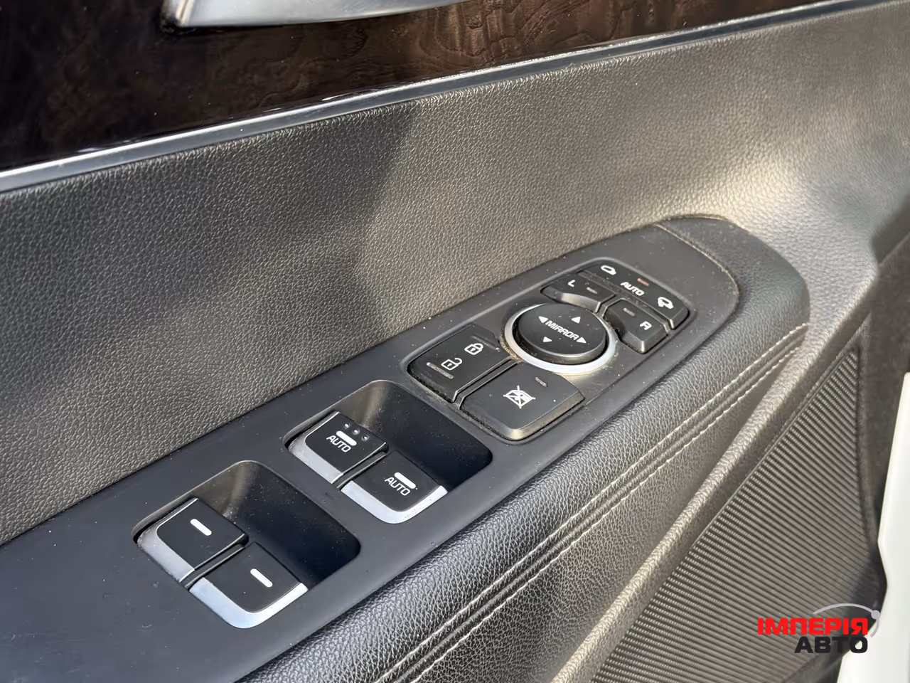 Kia Sorento - фото 10