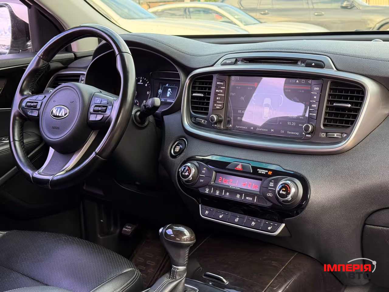 Kia Sorento - фото 27